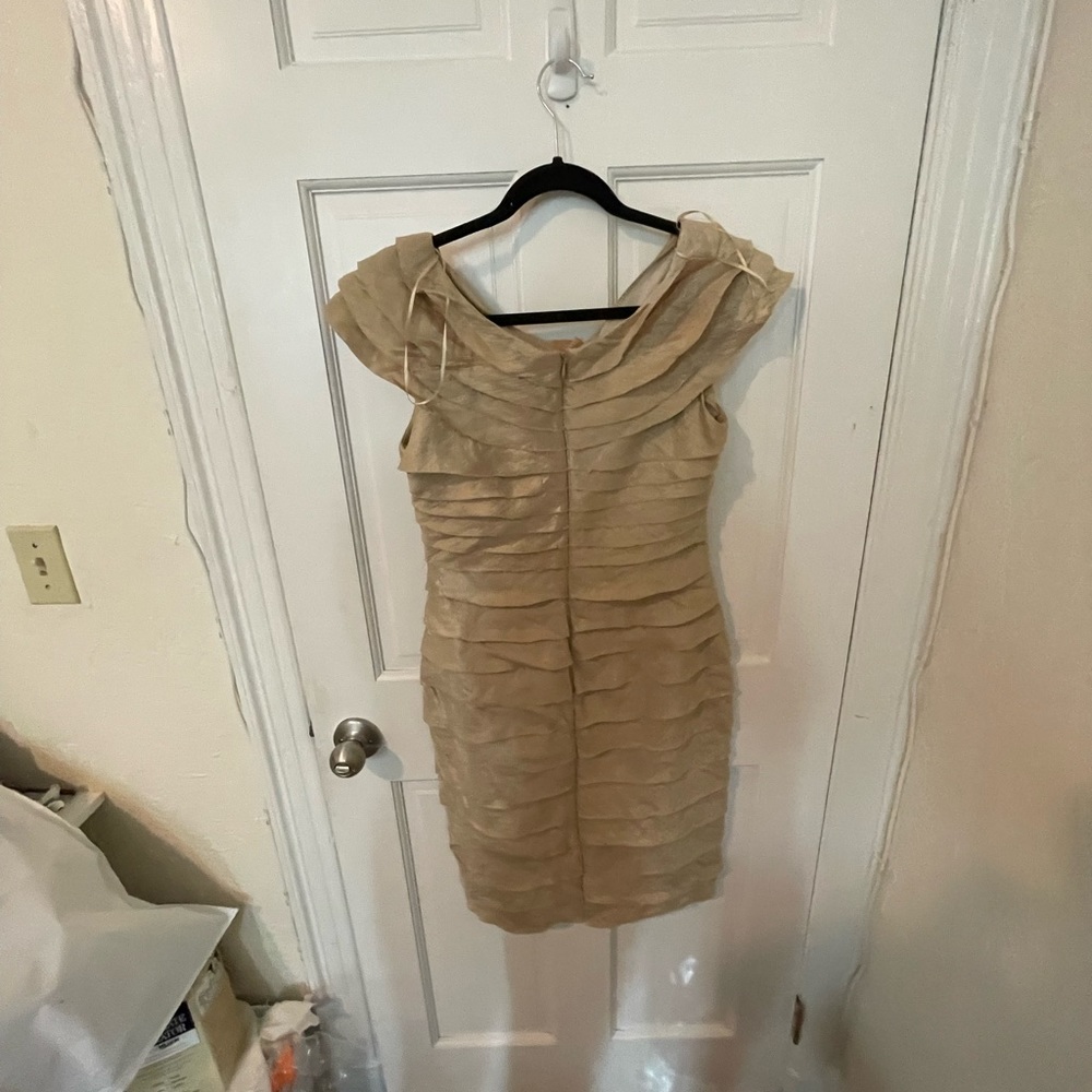 London Times Gold Ruffle Dress - Picture 2 of 3